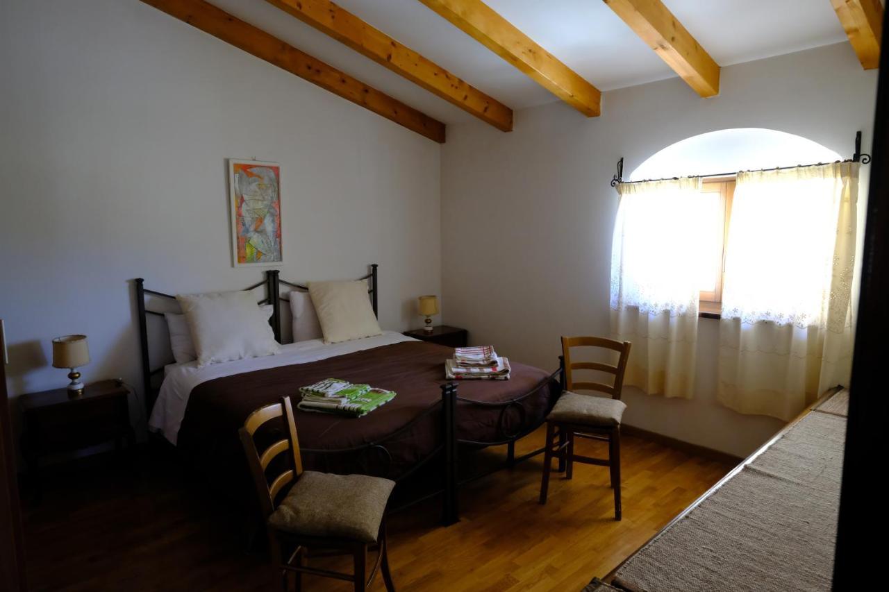 Casa Vacanze Campo D'Arco Nocera Umbra Buitenkant foto